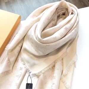 L V Chรขle Monogram Cashmere Silk Blend Stole Shawl Scarf in Monochromatic Colors